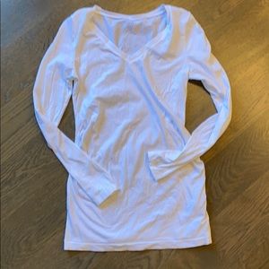 Love by gap maternity long sleeve shirt